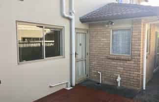 7A Cambrian Crescent, Flat Bush