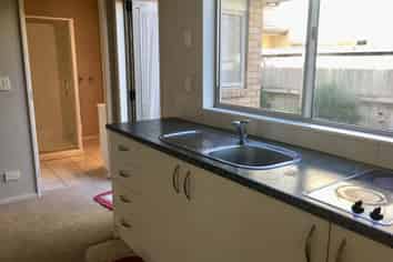 7A Cambrian Crescent, Flat Bush