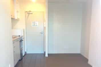 17/401 Amersham Way, Manukau