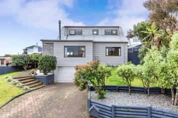 12 Holland Grove, Richmond Heights