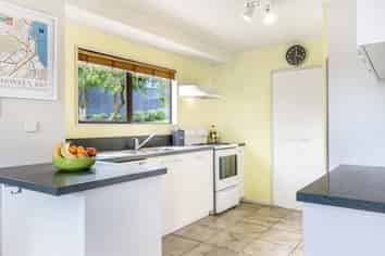 12 Holland Grove, Richmond Heights