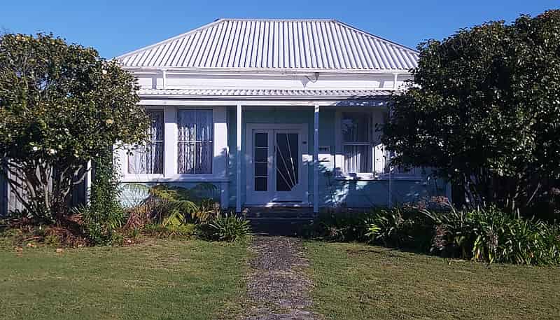 30 Romilly Street, Westport