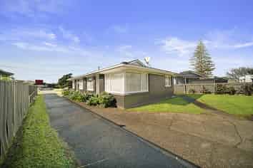 118 Coronation Road, Mangere Bridge
