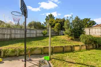 43 Midshipman Court, Gulf Harbour