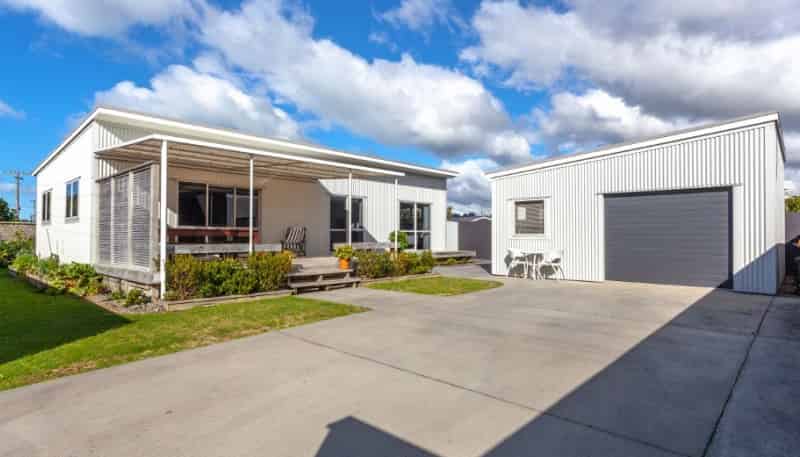 101B Leander Road, Whangamata