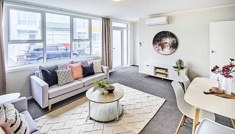 3/55 Apu Crescent, Lyall Bay