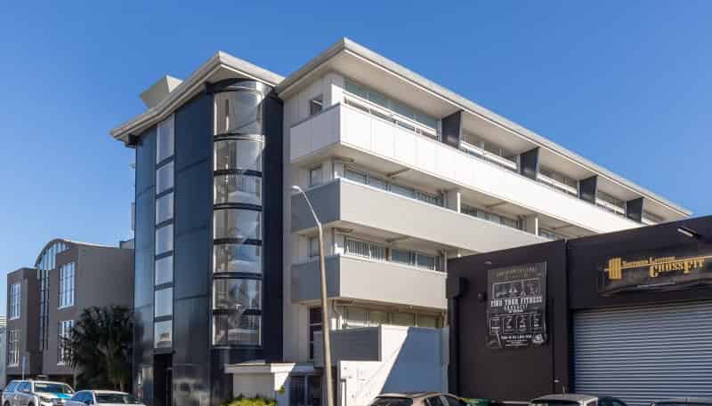 15/8 Clayton Street, Newmarket