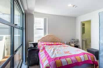 15/8 Clayton Street, Newmarket