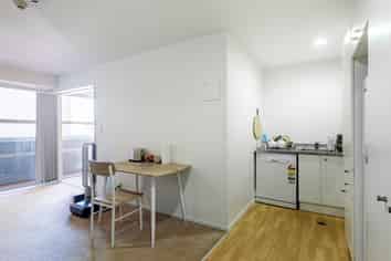 15/8 Clayton Street, Newmarket