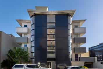 15/8 Clayton Street, Newmarket