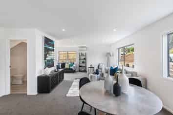 51b Grassway  Avenue, Pakuranga