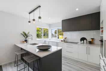 51b Grassway  Avenue, Pakuranga