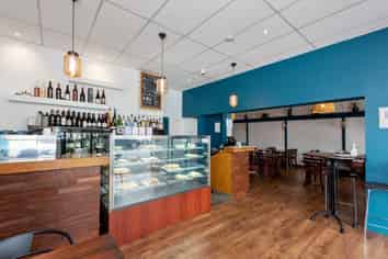 Cafe Business in Glendowie at a bargain price