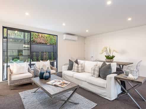 2/42 Berry Street, Saint Albans