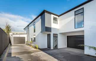 2/42 Berry Street, Saint Albans