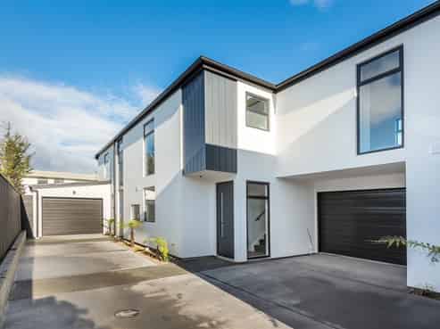 2/42 Berry Street, Saint Albans