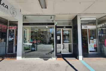 Fabulous Retail Shop | For Lease