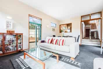 49 Wairere Road, Belmont