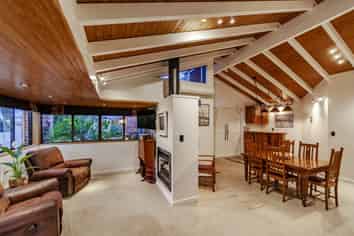 1241 Ada Street, Parkvale