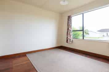 1-2/406 Burnett Street, Mahora