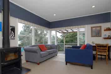 2/56 Mozeley Avenue, Devonport