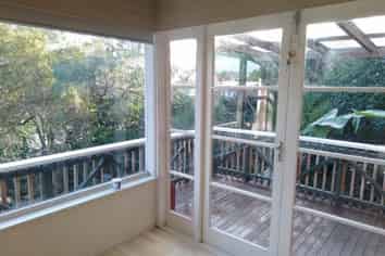 2/56 Mozeley Avenue, Devonport