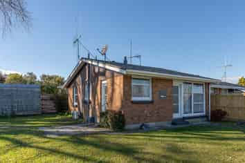 89a Bruce Avenue, Glenview