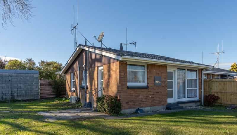 89a Bruce Avenue, Glenview