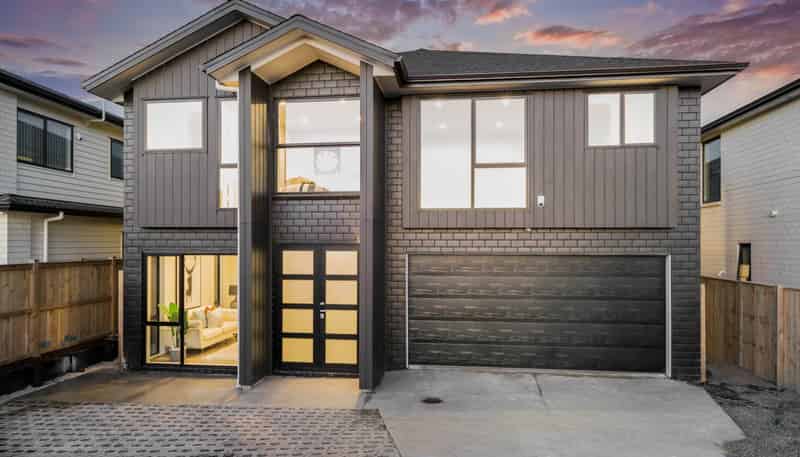11 Downpatrick Drive, Flat Bush