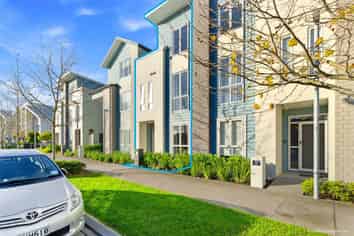 114 Squadron Drive, Hobsonville