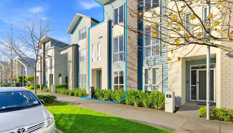 114 Squadron Drive, Hobsonville