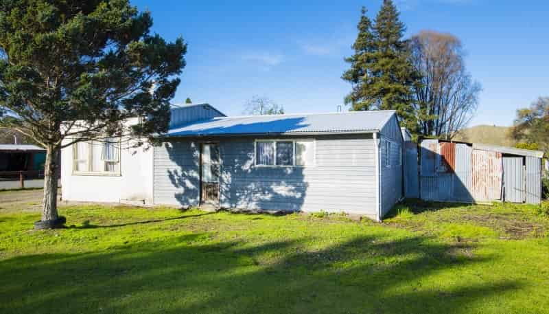 10 Kipling Road, 