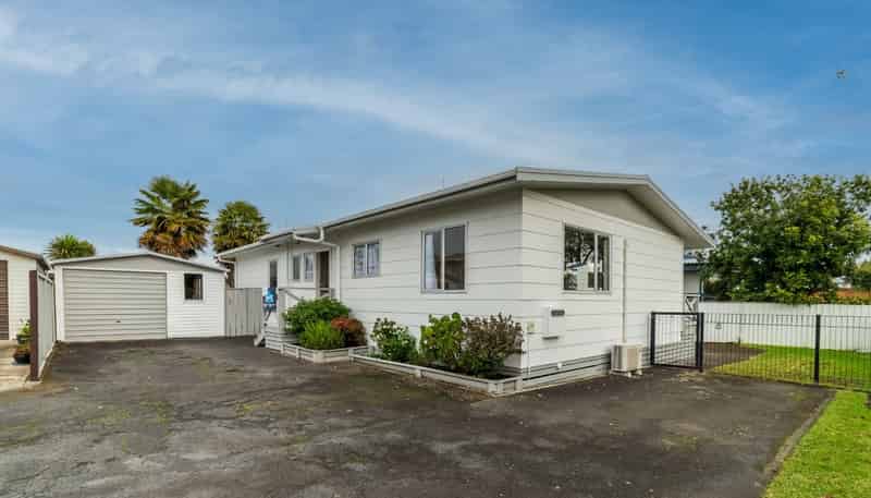 9B Emma Place, Pukete