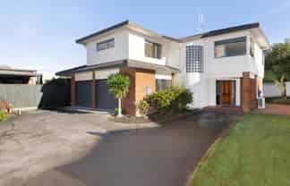 23B Burrows Street, Avenues