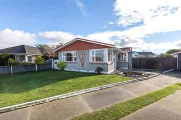 25 Logie Place, Bromley