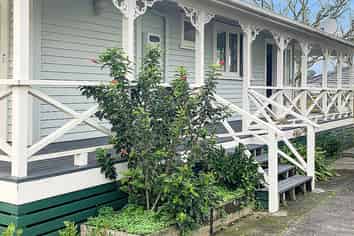 37 Woodside Ave, Massey