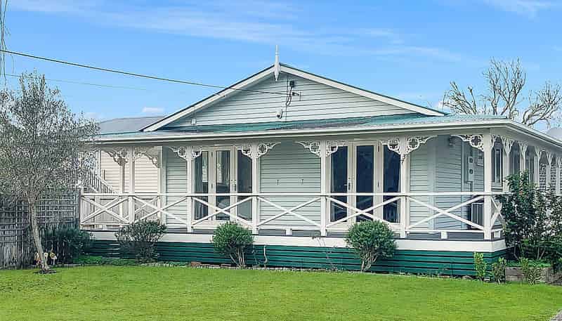 37 Woodside Ave, Massey