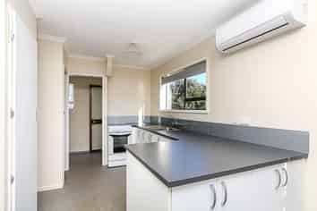 82D Ngamotu Road, Spotswood