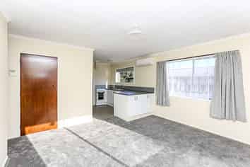 82D Ngamotu Road, Spotswood