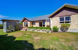 126 Wairau Road, Oakura