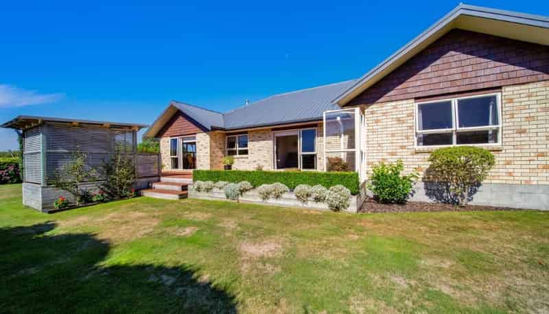 126 Wairau Road, Oakura