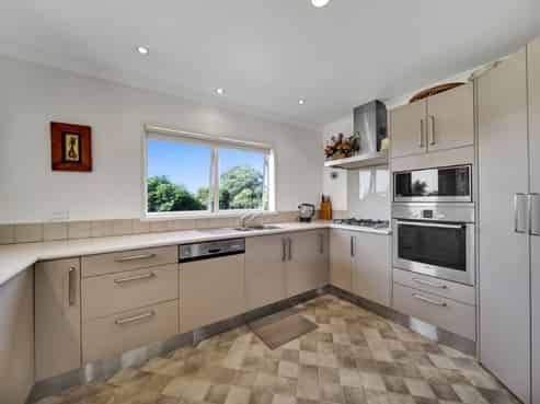 126 Wairau Road, Oakura