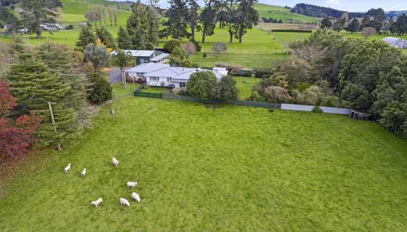 1023 Maungakawa Road, 