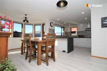 30 Cherry Drive, Mosgiel