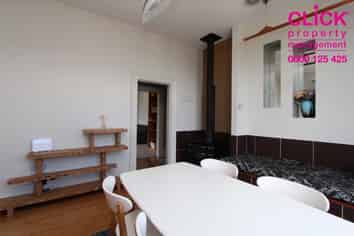 11 A Carnarvon Street, Belleknowes