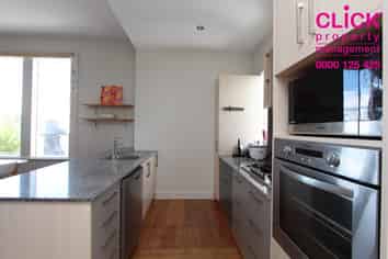 11 A Carnarvon Street, Belleknowes