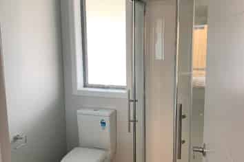 4/11 Knighton Road (Room D), Hillcrest