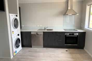 4/11 Knighton Road (Room D), Hillcrest