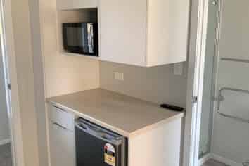 4/11 Knighton Road (Room D), Hillcrest