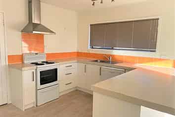 B/38 Miltonia Ave, Te Atatu South